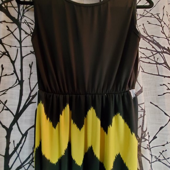 Multi Color Block Maxi Dress in Large - Picture 3 of 15